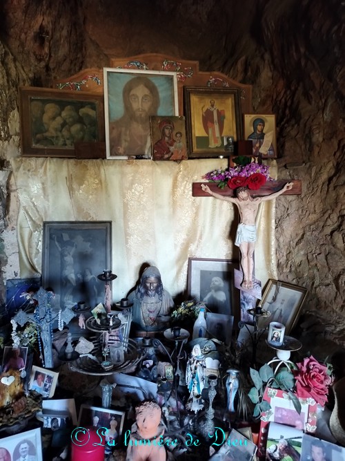 Saint Raphaël, la grotte saint Honorat (Sainte Baume)