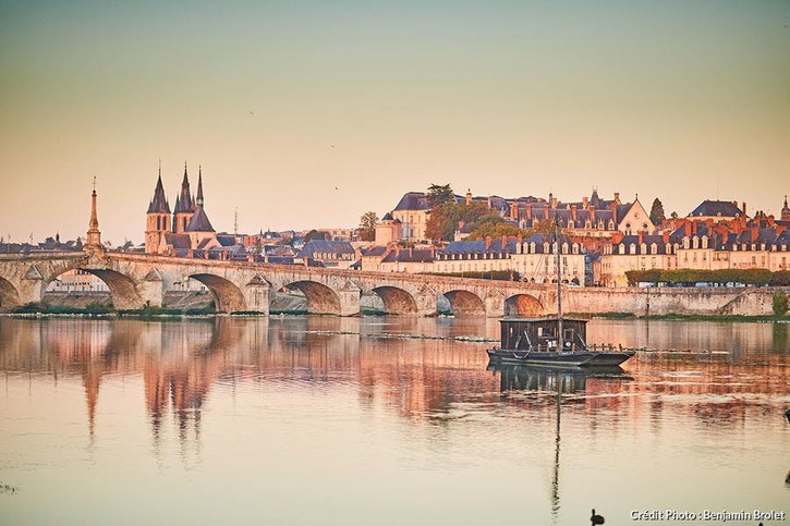 Blois avec la Loire