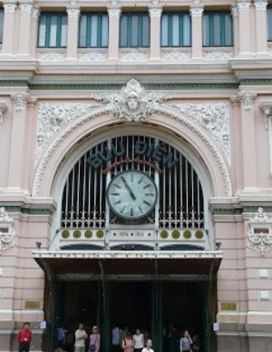 la poste centrale de Saigon