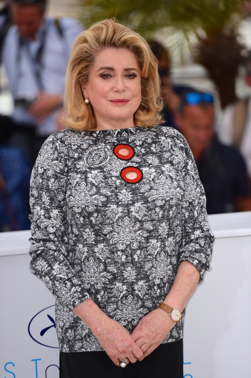 Catherine Deneuve bouleversée par le sort des migrants