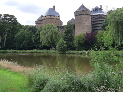 Lassay-les-châteaux