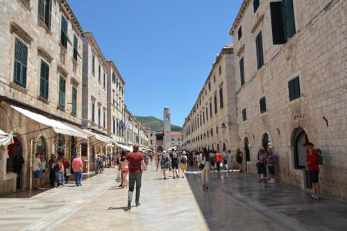 Traversée de la vieille ville de Dubrovnik