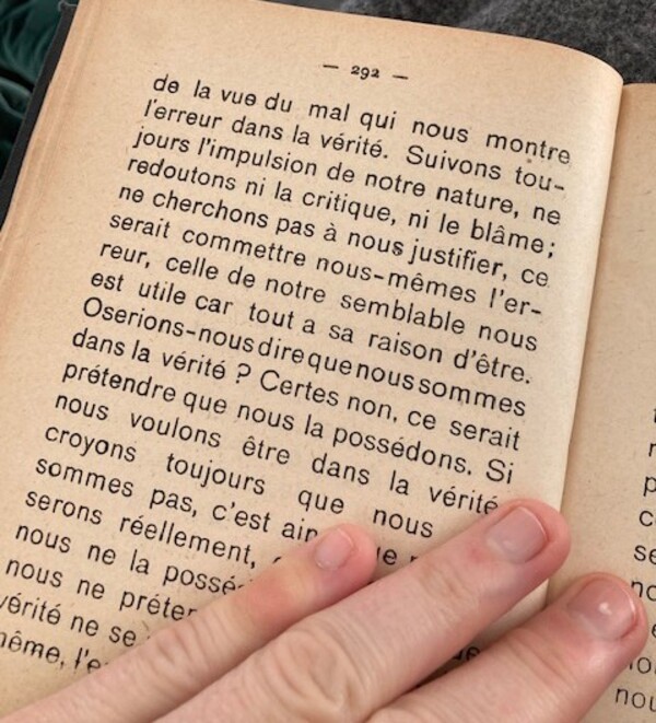 Développement, Arbre de la science de la vue du mal, le bien, interprété l'opposé de la réalité, p.292