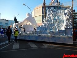 Espagne/ Carnaval 2018 de Platja d'Aro …..le grand défilé de chars (50) et les figurants 