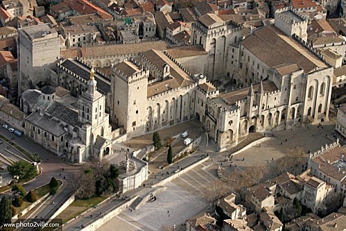 palais-des-papes-davignon