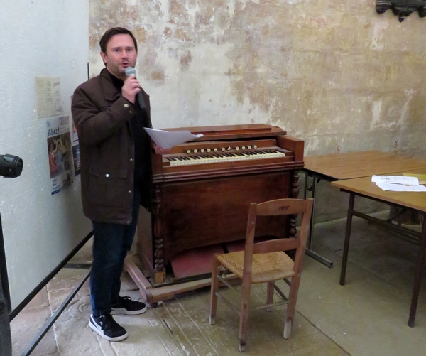 "Orgues, Musique et Voixnous a  invités à une itinérance musicale entre les orgues restaurés de deux églises de Châtillon sur Seine....