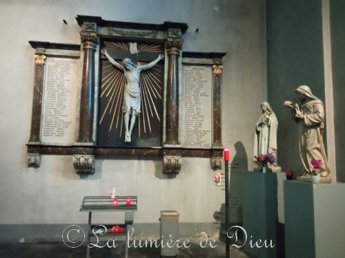 Menin (Belgique), l'église Saint Vaast