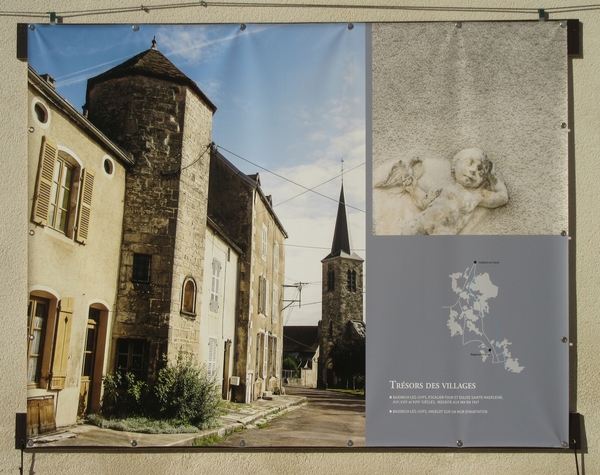 "Un printemps au sud de la Seine" , une très belle exposition de photos de Claire Jachymiak a ravi tout l'été les visiteurs du Musée du Pays Châtillonnais