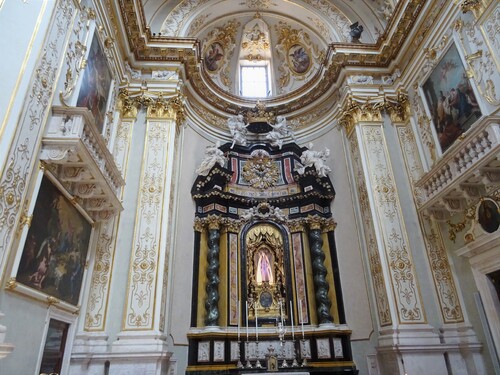 Eglises de la ville haute de Bergame (Italie)