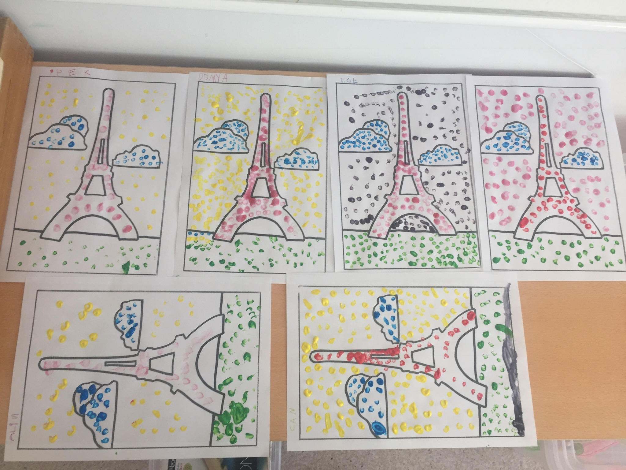 Dessiner La Tour Eiffel Maternelle La Tour Eiffel - Zezebre va à l'école FLE
