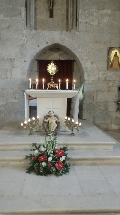 Adoration eucharistique après la messe du 26 décembre...