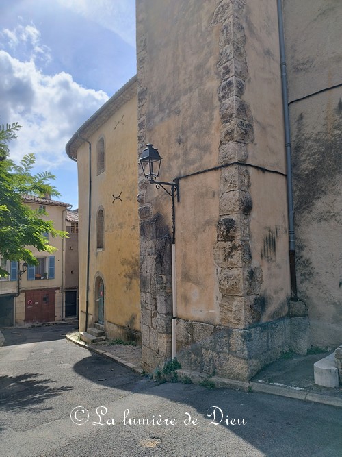 Bargemon, l'église Notre-Dame de Favas