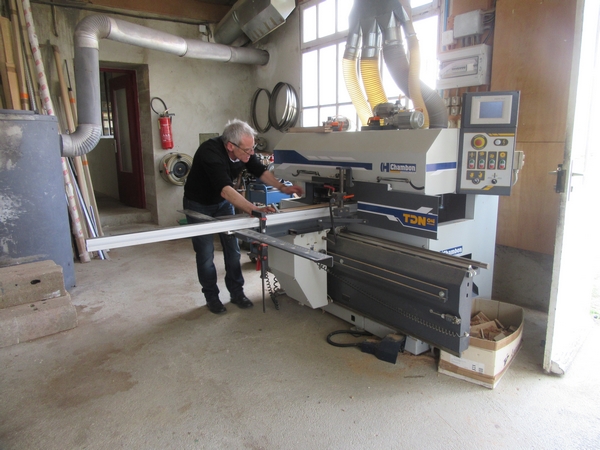 Patrice Baudry, Maître-Artisan Ebéniste à Origny sur Seine a fait visiter son atelier "Bonheur du jour"