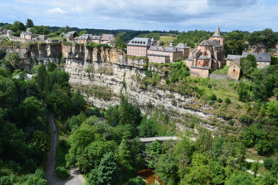 Le Trou de Bozouls, une curiosité géologique en Aveyron