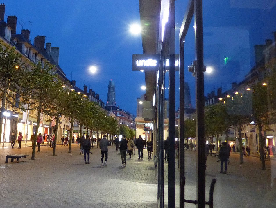 Amiens à la nuit bleue