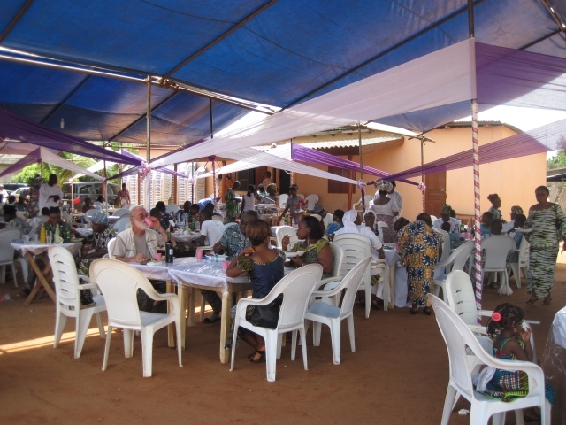 211 Bénin Repas de funérailles