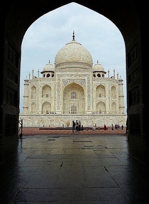 le Taj Mahal sous le soleil