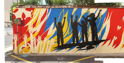 @jerc_tbmone_c4 Juillet 2023 Mur du service Enfance Jeunesse de Montagnac 27mx2m50 #graff #fresque #mural 