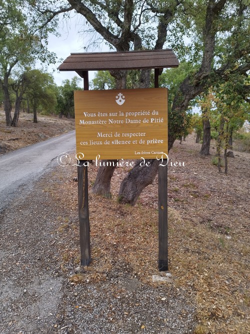 Roquebrune-sur-Argens, la chapelle Notre-Dame de Pitié