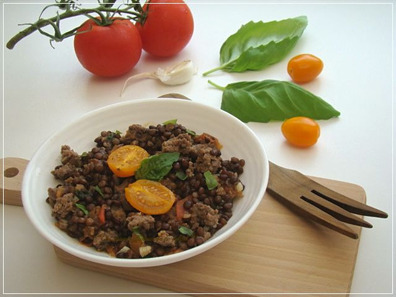 LENTILLES VERTES AU BOEUF ET A LA TOMATE