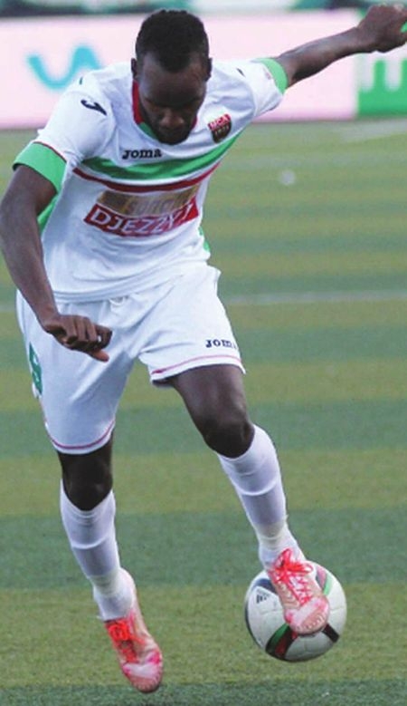 Samedi 12.12.2015 MCA-MOB 1-0