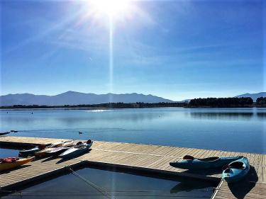Peut être une image de nature et lac