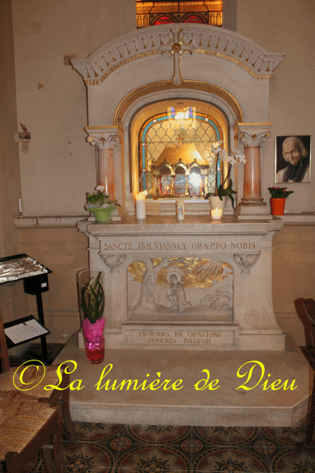 Dardilly, église Saint Jean-Marie Vianney