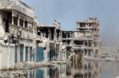 Le  prix Nobel de la Paix de l'union européenne en Libye vu par Sarkosy et Hollande