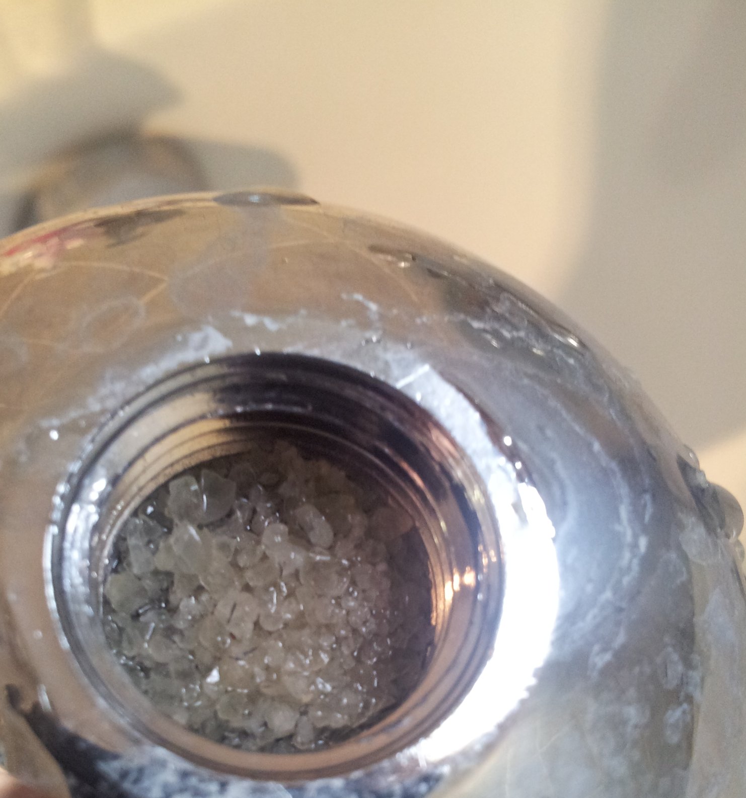 Un filtre douche anti-calcaire pour retrouver une peau douce - Beauté & Bio  By Coco