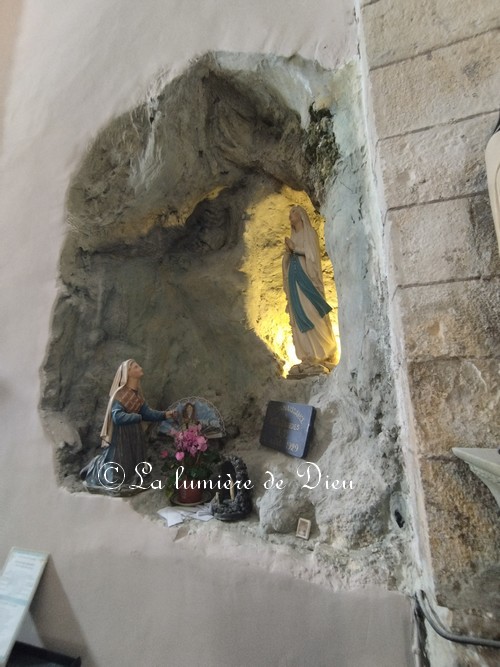 Bargemon, l'église Saint Étienne