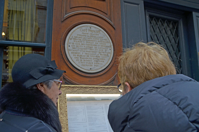 ☻ Le quartier Saint-Germain avec Générations 13