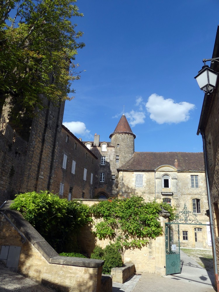 Vers les châteaux-forts