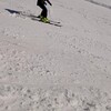 Montée vers le col de la Sagette, en bordure de la piste de ski