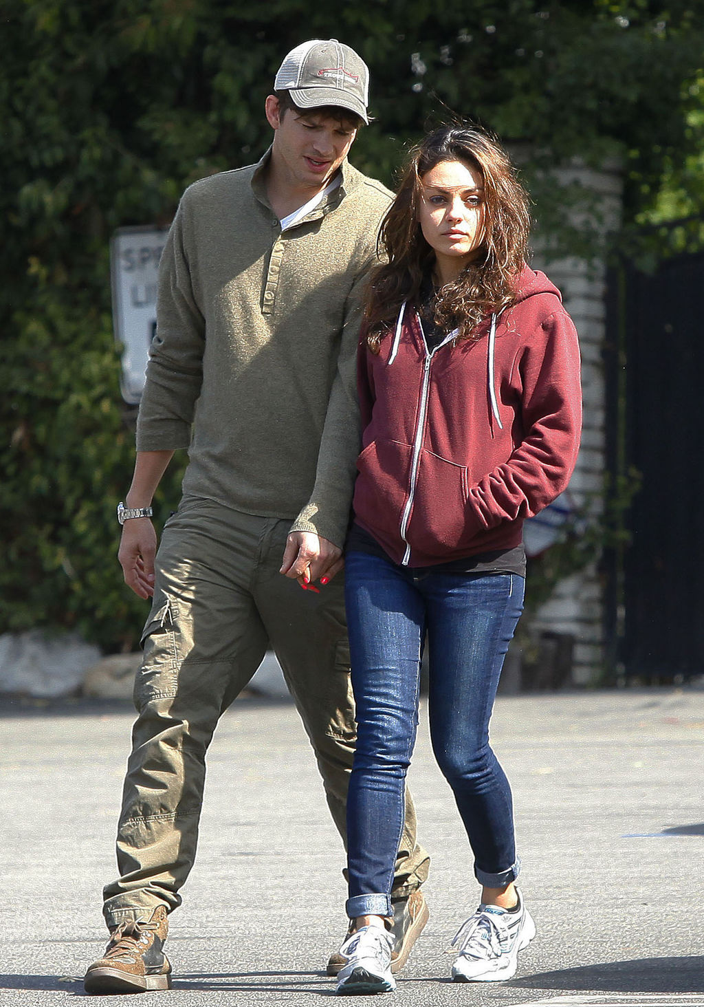 Mila Kunis Et Ashton Kutcher Mariage Ashton Kutcher : prêt à demander en mariage Mila Kunis ? - People Ciné News