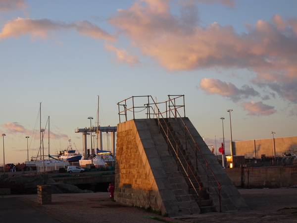 De l'or sur le phare de la turballe un soir d'hiver