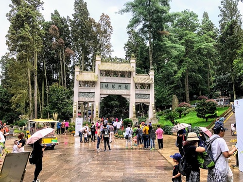 pavillon de la splendeur suprème près de Kunming
