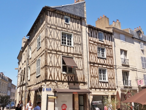 Poitiers: autour de Notre-Dame la Grande (photos)