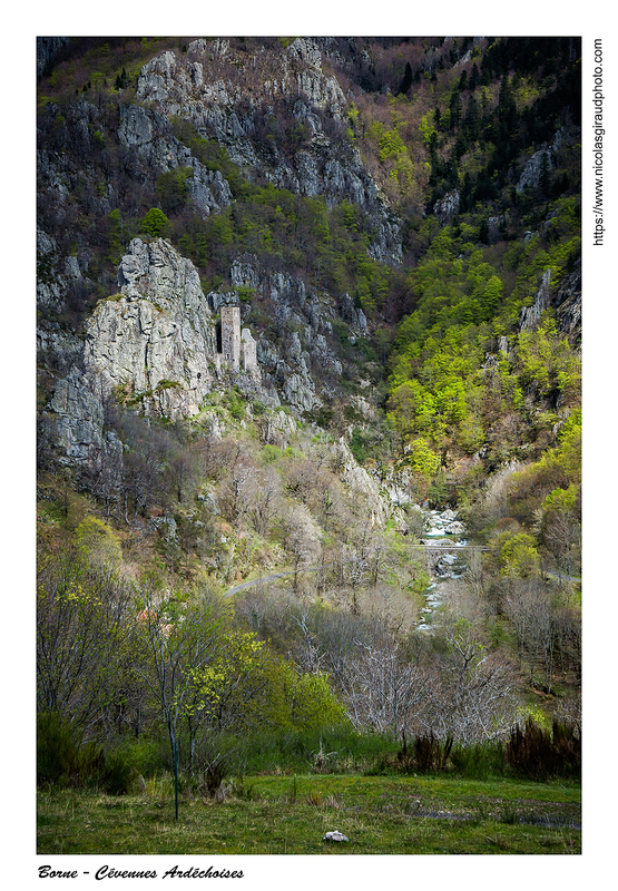 De Labeaume à Borne par la corniche du Vivarais Cévenol