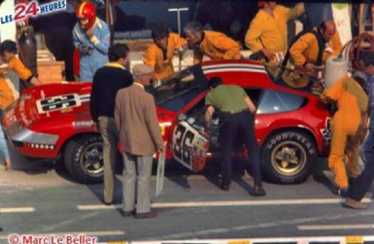 Ferrari 365 GTB/4 Daytona  (2/3)