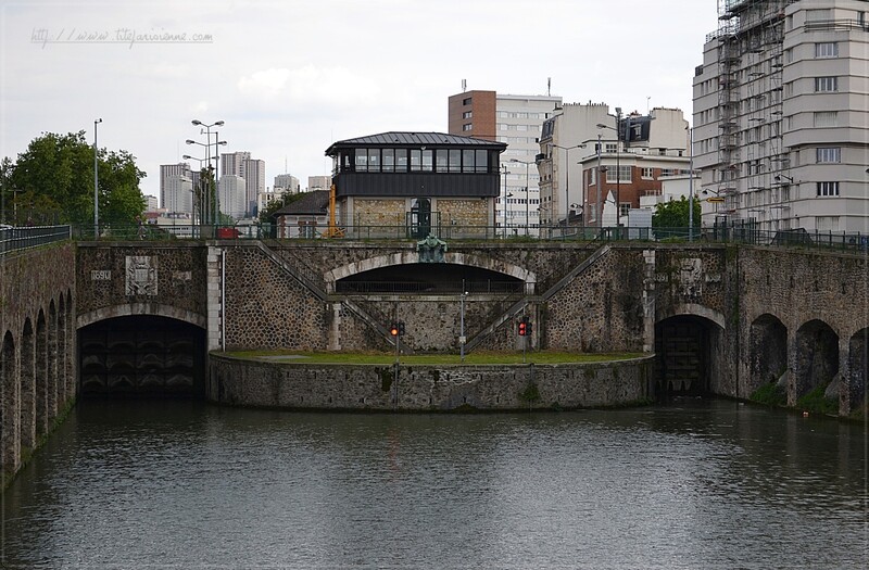 L'écluse du pont de Flandre - Canal Saint-Denis