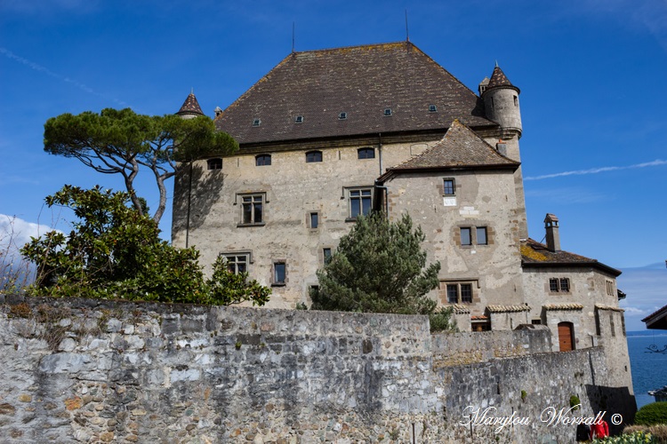 Pays de Savoie : Yvoire le château 2/4