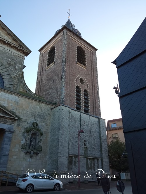 Menin (Belgique), l'église Saint Vaast