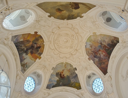 Exposition d'art religieux au Petit Palais (photos)