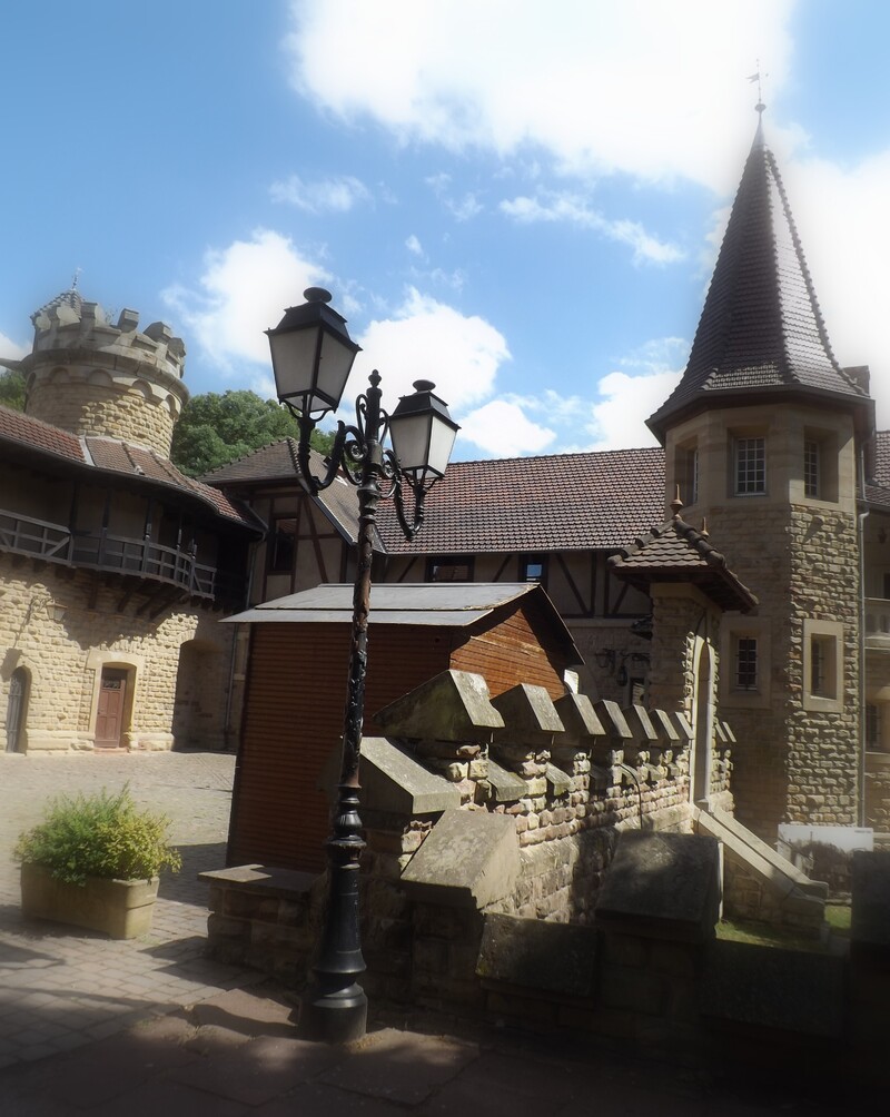  Schlossberg surplombant la ville de Forbach 