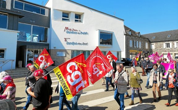 Manifestation des retraités du Finistère jeudi 24 mars 2022 à Carhaix