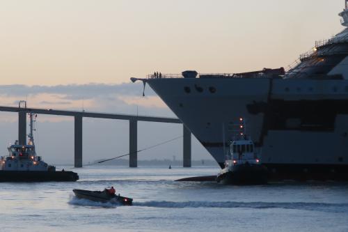 Le Symphony of the Seas flotte à Saint-Nazaire