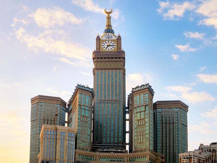 La Tour de l’horloge royale de La Mecque est l'un des plus hauts gratte-ciels du monde .