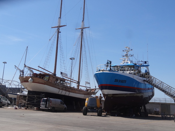 Il fait beau carénage sur le port de la Turballe