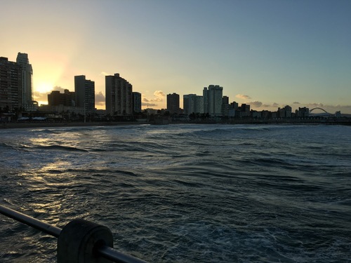 la nuit tombe sur Durban