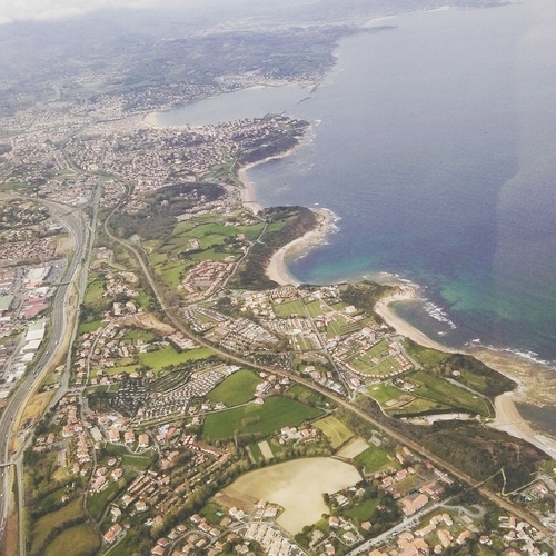 Pays basque: Un petit tour d'avion et puis s'en vont! 